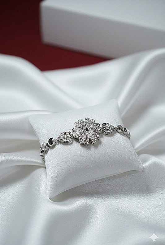 Lbc007 (MSJ) Silver Flower Zircon Bracelet