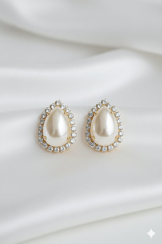 ET001 (MSJ) pearls earing tops
