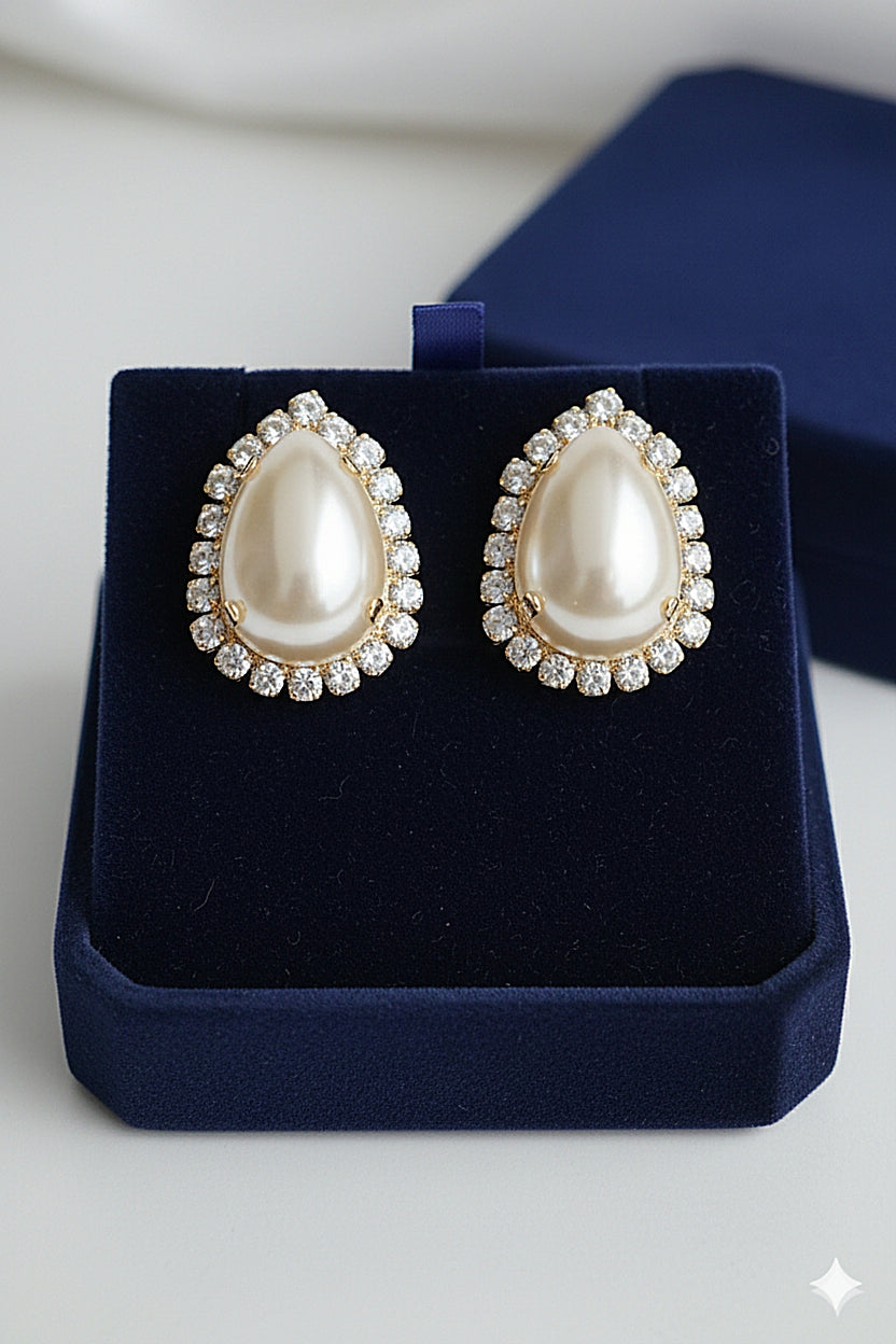 ET001 (MSJ) pearls earing tops